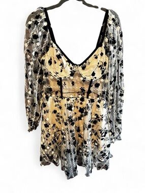 SHEIN Black and Cream Floral Dress